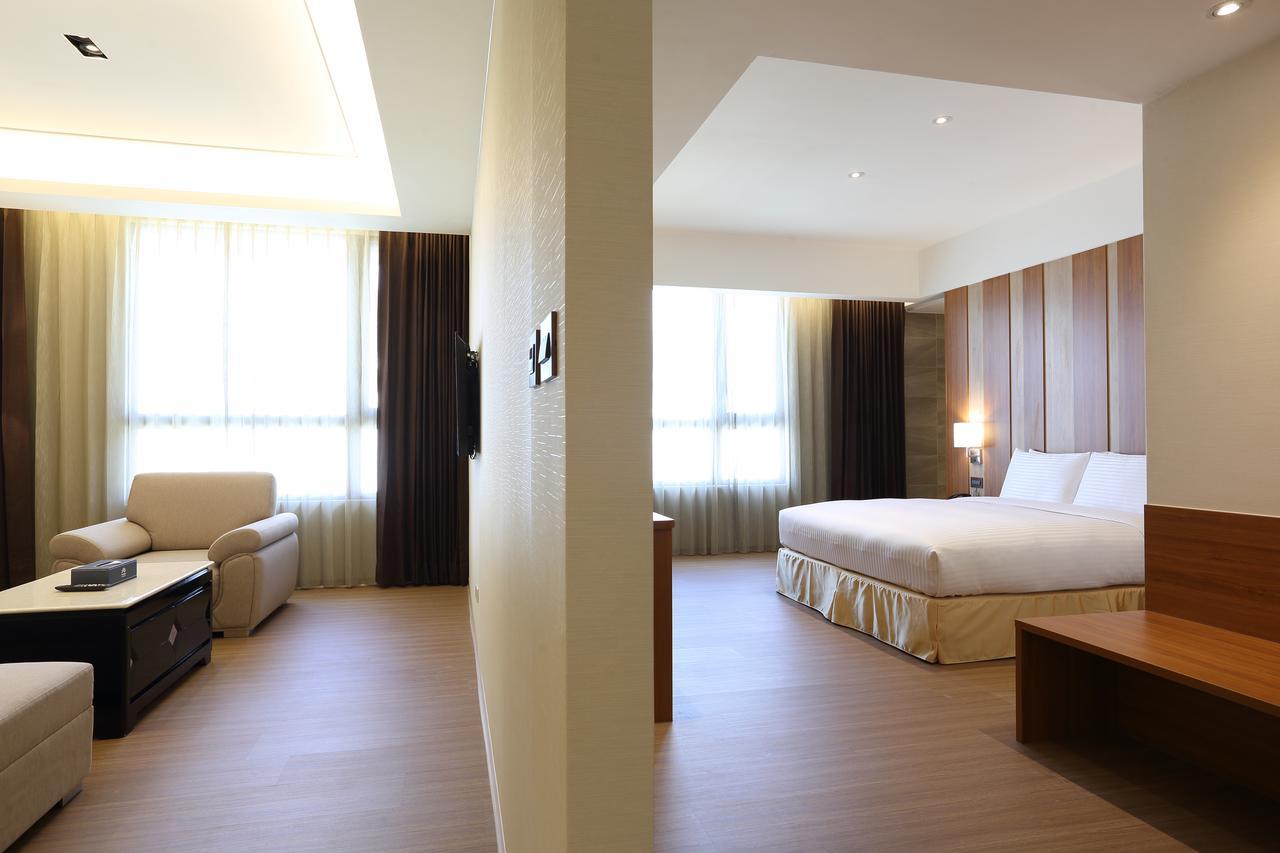 Full Kind Hotel Хуалиен Сити Екстериор снимка