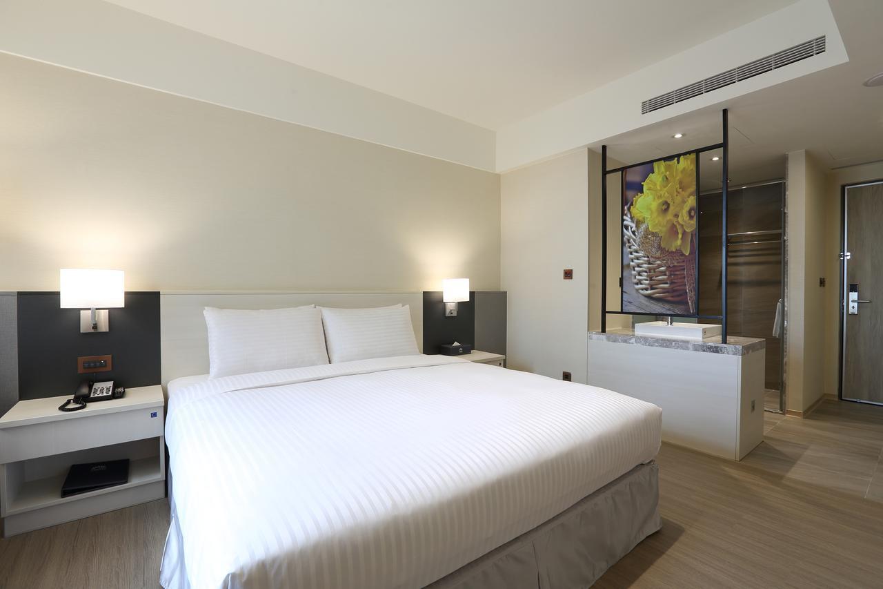 Full Kind Hotel Хуалиен Сити Екстериор снимка